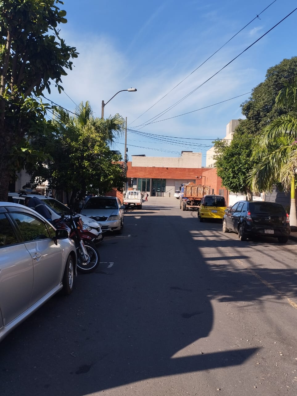 A 70 m de la Embajada de EE. UU